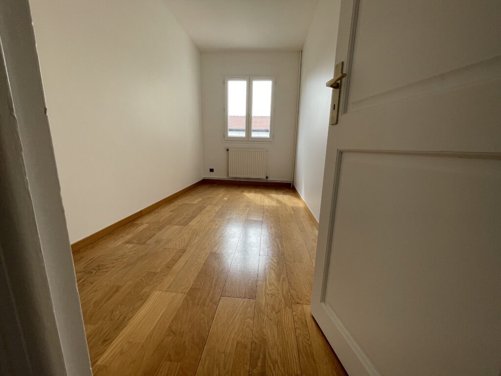 NOUVEAU – PAVILLON À PUTEAUX (92800)