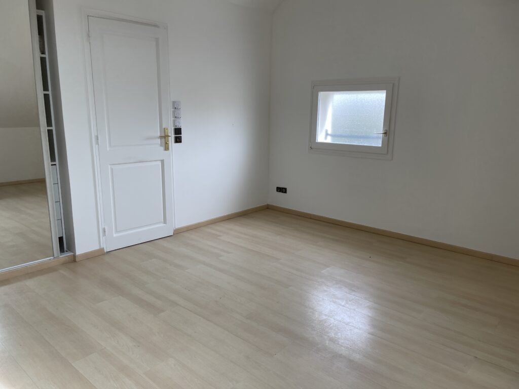 NOUVEAU – PAVILLON À PUTEAUX (92800)
