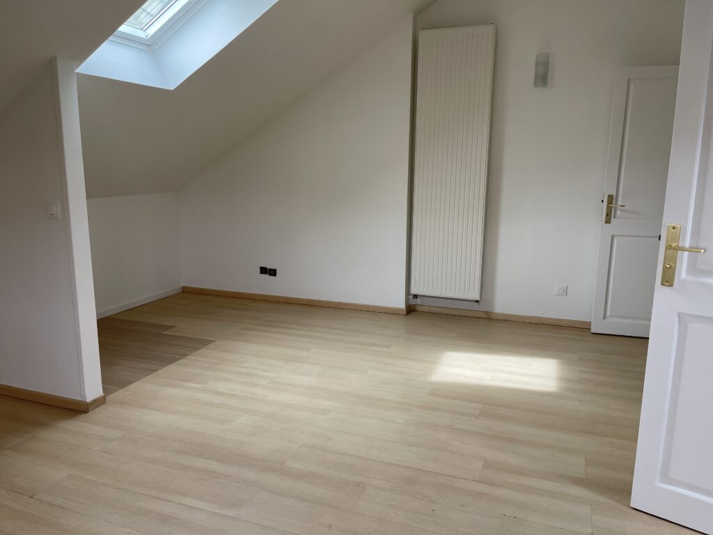 NOUVEAU – PAVILLON À PUTEAUX (92800)