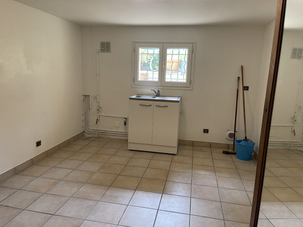 NOUVEAU – PAVILLON À PUTEAUX (92800)