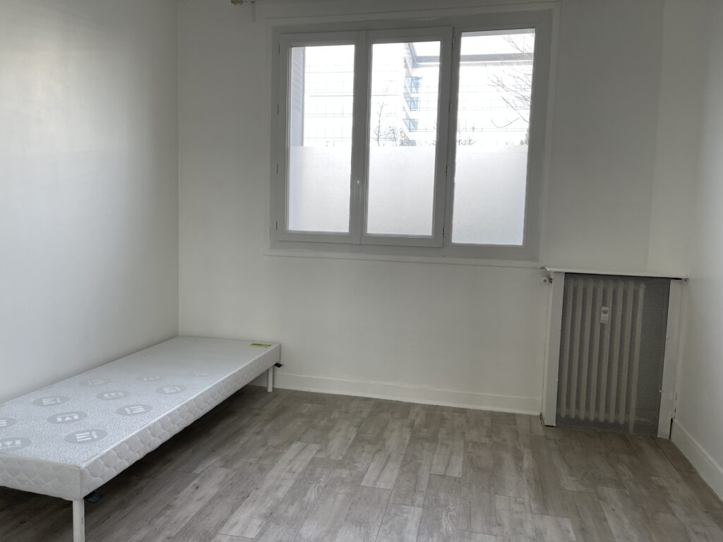 F4 lumineux avec 3 chambres à La Garenne-Colombes – Proche centre & transports