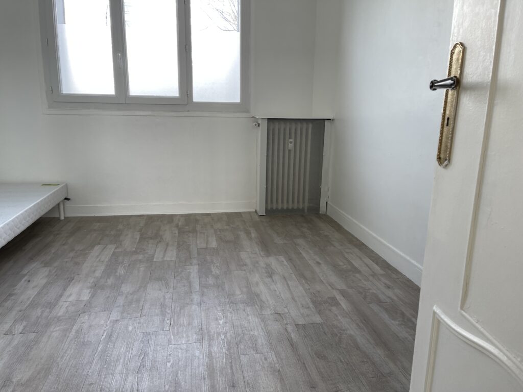 F4 lumineux avec 3 chambres à La Garenne-Colombes – Proche centre & transports