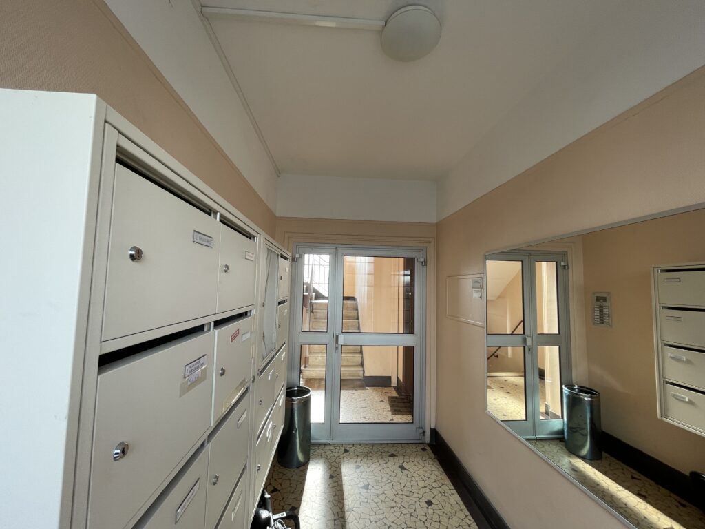 F4 lumineux avec 3 chambres à La Garenne-Colombes – Proche centre & transports