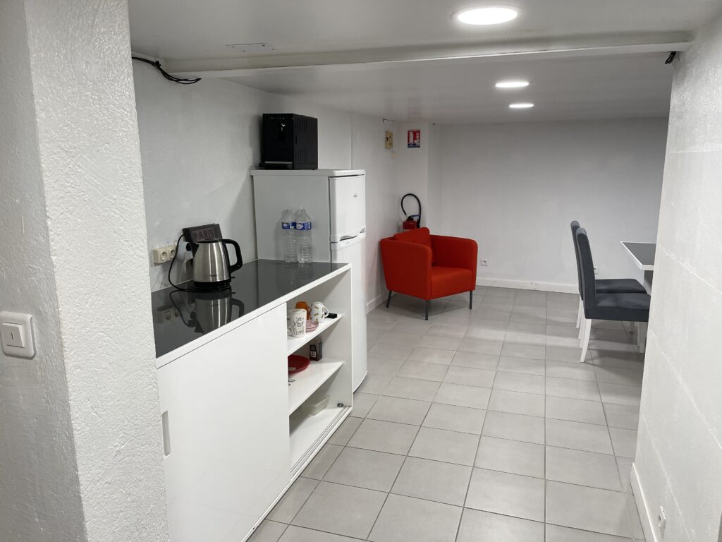BOUTIQUE LOCAL COMMERCIAL NANTERRE