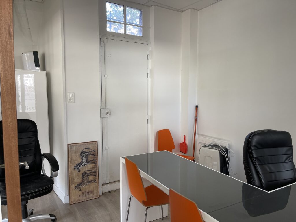 BOUTIQUE LOCAL COMMERCIAL NANTERRE