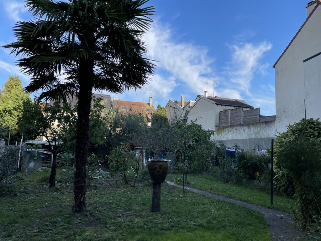 MAISON MONT VALERIENT